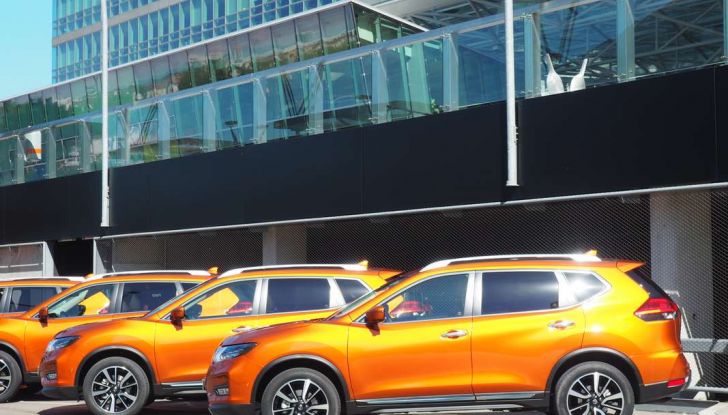 Nissan X-Trail 2018: Prova su strada, opinioni e dati tecnici del SUV 5 o 7 posti - Foto 11 di 36