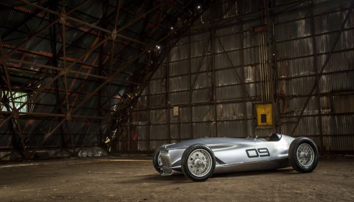 Infiniti Prototype 9 a Pebble Beach 2017, ritorno alle corse anni Quaranta - Foto 3 di 8