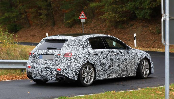 Mercedes-AMG A45 2018, nuovi test della compatta sportiva - Foto 2 di 31