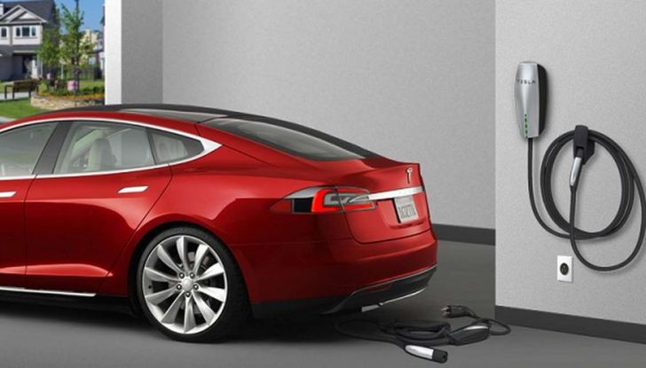Tesla leader di vendite in Norvegia a novembre - Foto 1 di 7