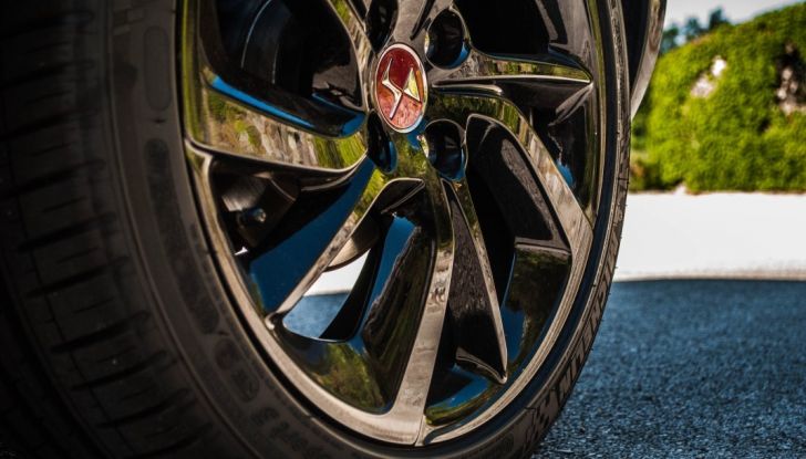 Prova su strada DS3 Performance Line: l’equilibrio del PureTech da 130CV - Foto 6 di 17