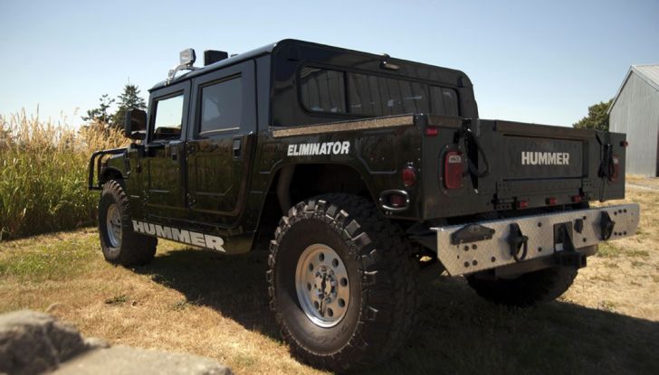 L’Hummer H1 del rapper Tupac sarà in vendita a 100.000 dollari - Foto 12 di 18