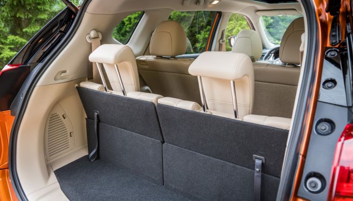 Nissan X-Trail 2018: Prova su strada, opinioni e dati tecnici del SUV 5 o 7 posti - Foto 33 di 36