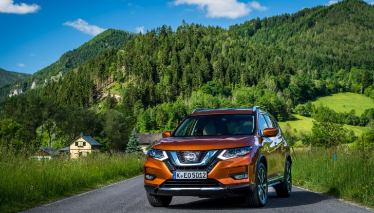 Nissan X-Trail 2018: Prova su strada, opinioni e dati tecnici del SUV 5 o 7 posti - Foto 4 di 36