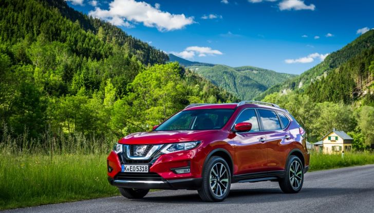 Nissan X-Trail 2018: Prova su strada, opinioni e dati tecnici del SUV 5 o 7 posti - Foto 9 di 36