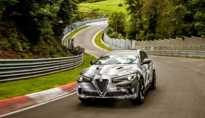 Alfa Romeo Stelvio Quadrifoglio, il SUV più veloce al mondo sul Nurburgring [Video]