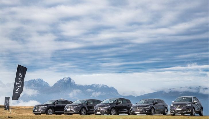 Renault Initiale Paris, la Losanga dallo stile ricercato e chic - Foto 8 di 16