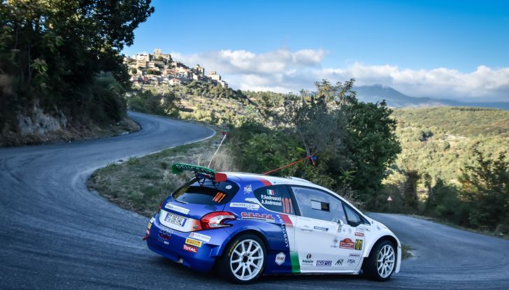 Rally di Roma- Paolo Andreucci (Peugeot 208 T16) ai nostri microfoni - Foto 2 di 2