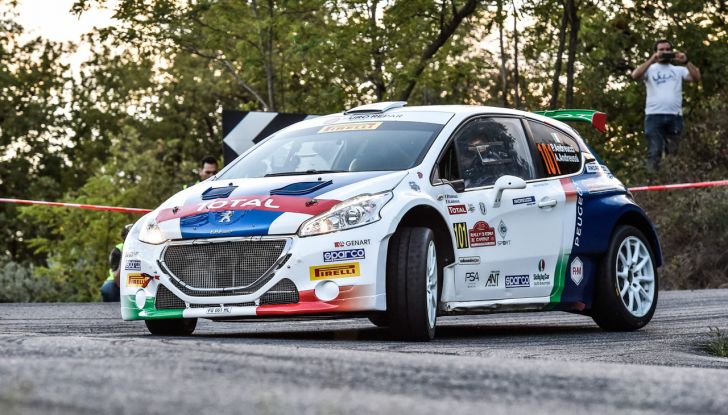 Rally di Roma- Paolo Andreucci (Peugeot 208 T16) ai nostri microfoni - Foto 1 di 2