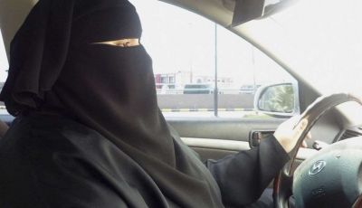 Arabia Saudita, ora le donne possono guidare l’auto
