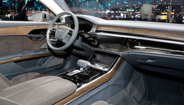 Nuova Audi A8 2017, l’ammiraglia con guida autonoma - Foto 10 di 13