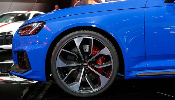 Audi RS4 Avant - Foto 4 di 13