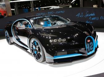 Bugatti Chiron da record sul filo dei 400 km/h