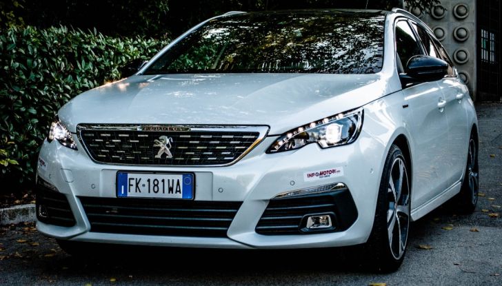 Peugeot 308 SW GT Line 2017: Prova, caratteristiche e prezzi del BlueHDI da 120CV - Foto 1 di 32