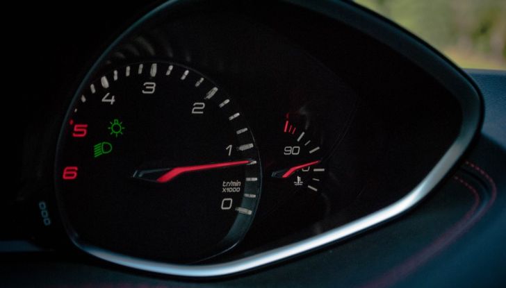 Peugeot 308 SW GT Line 2017: Prova, caratteristiche e prezzi del BlueHDI da 120CV - Foto 22 di 32