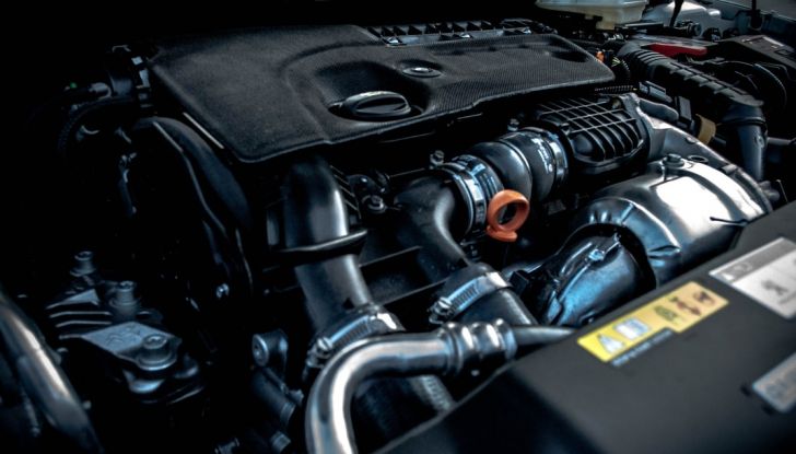 Peugeot 308 SW GT Line 2017: Prova, caratteristiche e prezzi del BlueHDI da 120CV - Foto 29 di 32