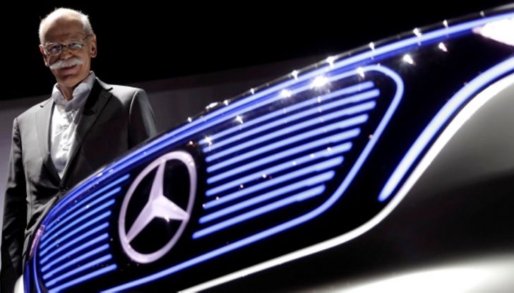 CEO Daimler: Le auto elettriche non si vendono, aspettiamo il 2030 - Foto 1 di 8
