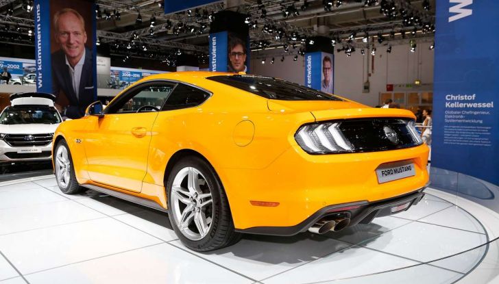 Ford Mustang Facelift 2017 - Foto 6 di 12