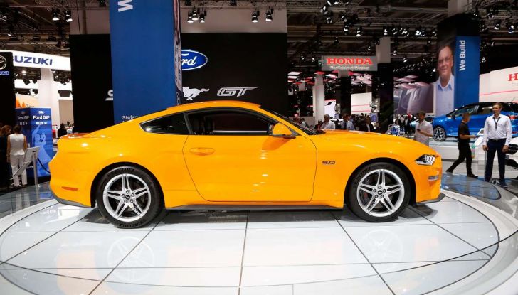 Ford Mustang Facelift 2017 - Foto 8 di 12