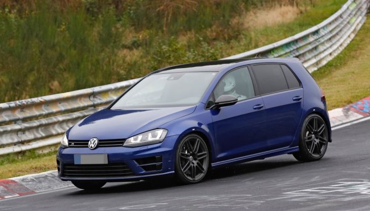 Volkswagen Golf R420 2018, un 5 cilindri sportivo per la regina di Wolfsburg - Foto 8 di 10