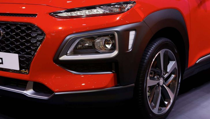 Hyundai Kona, dettagli e caratteristiche del nuovo SUV - Foto 8 di 20