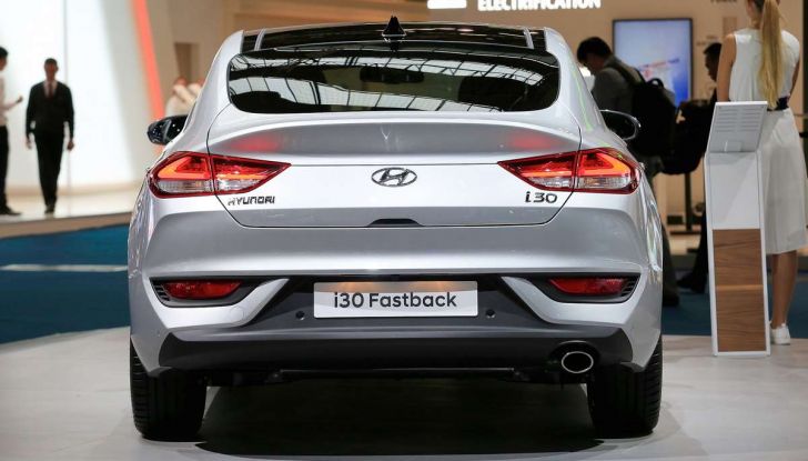 Hyundai i30 Fastback, la nuova coupè a 5 porte - Foto 5 di 13