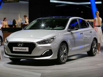 Hyundai i30 Fastback, la nuova coupè a 5 porte