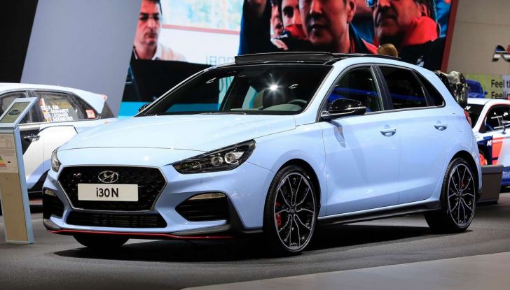 Hyundai i30 N, compatta sportiva da 275 cavalli - Foto 17 di 17