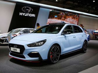 Hyundai i30 N, compatta sportiva da 275 cavalli