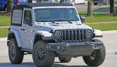 Jeep Wrangler, la nuova generazione sorpresa durante i collaudi