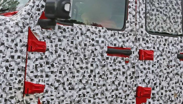 Jeep Wrangler MY2018, prime immagini spia - Foto 15 di 22