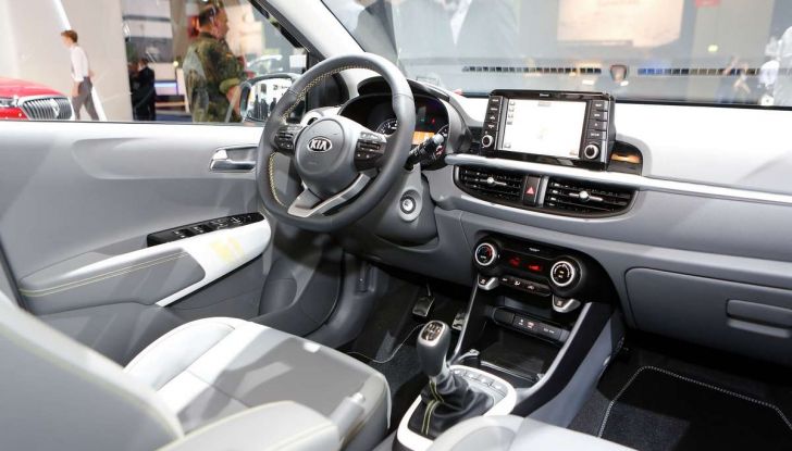 Kia Picanto X-Line, la citycar si traveste da crossover - Foto 7 di 7