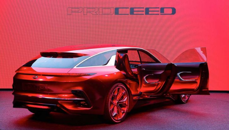 Kia Proceed Reborn Concept - Foto 17 di 26