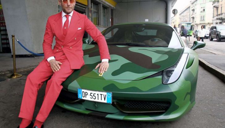La Ferrari 458 Italia Army di Lapo Elkann battuta all’asta - Foto 2 di 9