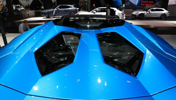 Lamborghini Aventador S Roadster - Foto 23 di 26
