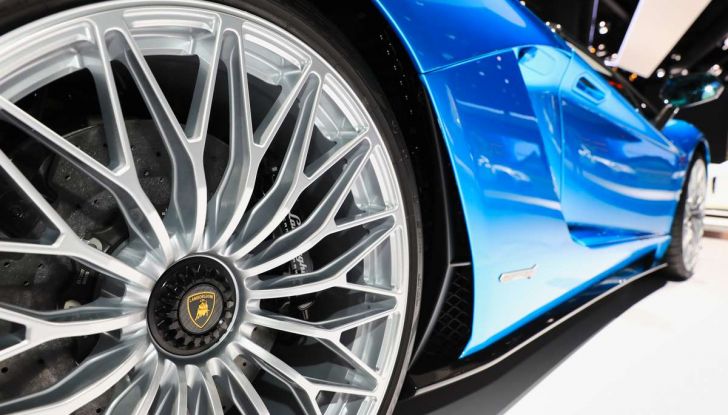 Lamborghini Aventador S Roadster - Foto 5 di 26