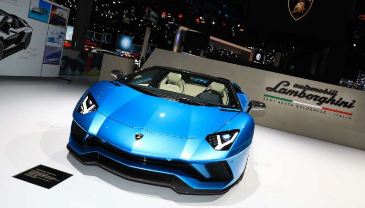 Lamborghini Aventador S Roadster - Foto 11 di 26