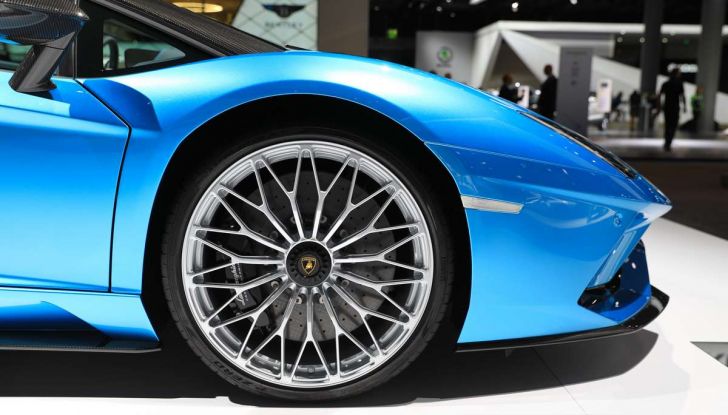 Lamborghini Aventador S Roadster - Foto 13 di 26