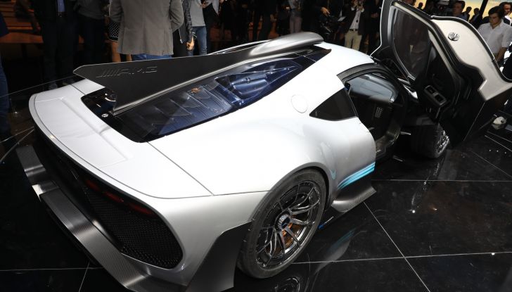 Le 5 supercar più veloci del Salone di Francoforte 2017 - Foto 2 di 15