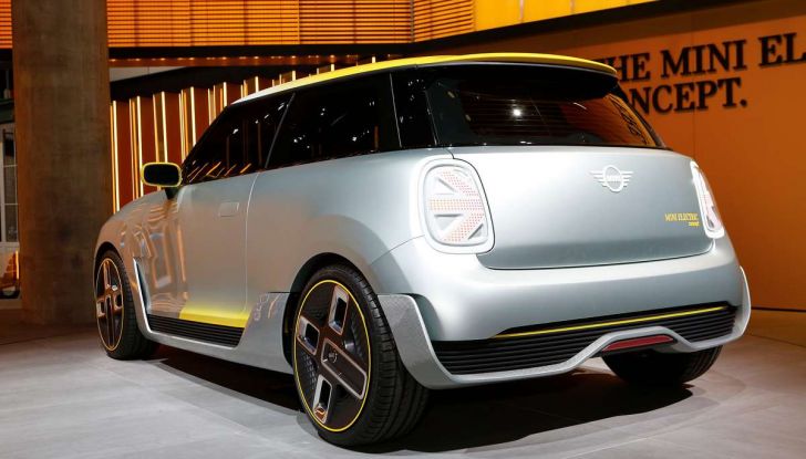 MINI Electric Concept per anticipare il 2019 al Salone di Francoforte - Foto 18 di 24