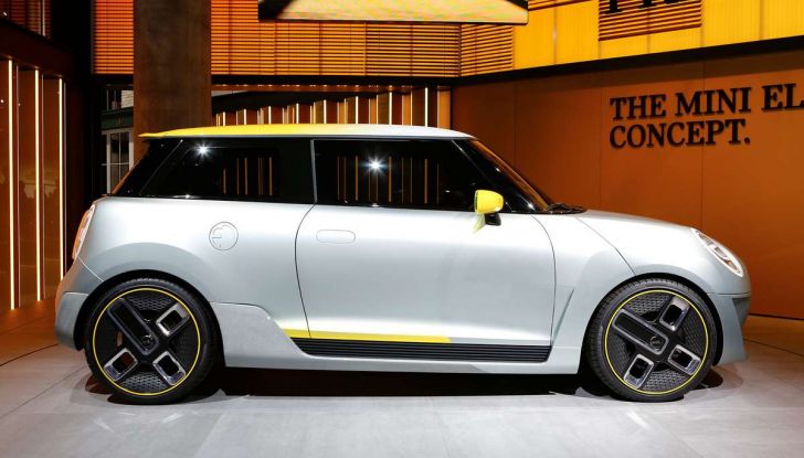 MINI Electric Concept per anticipare il 2019 al Salone di Francoforte - Foto 5 di 24