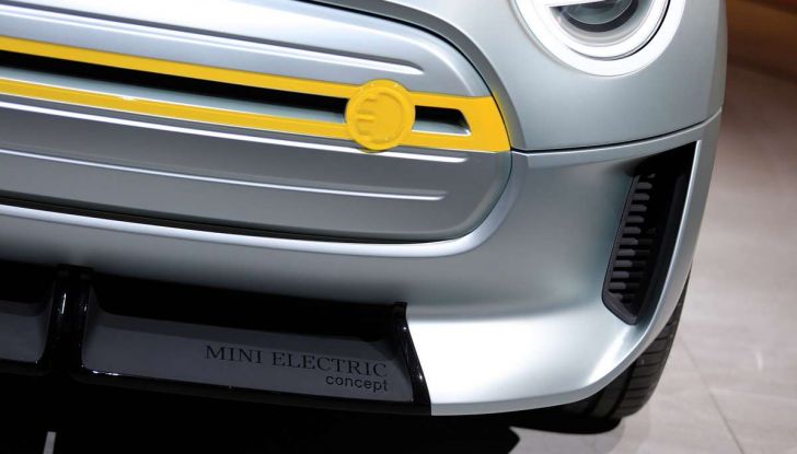 MINI Electric Concept per anticipare il 2019 al Salone di Francoforte - Foto 12 di 24
