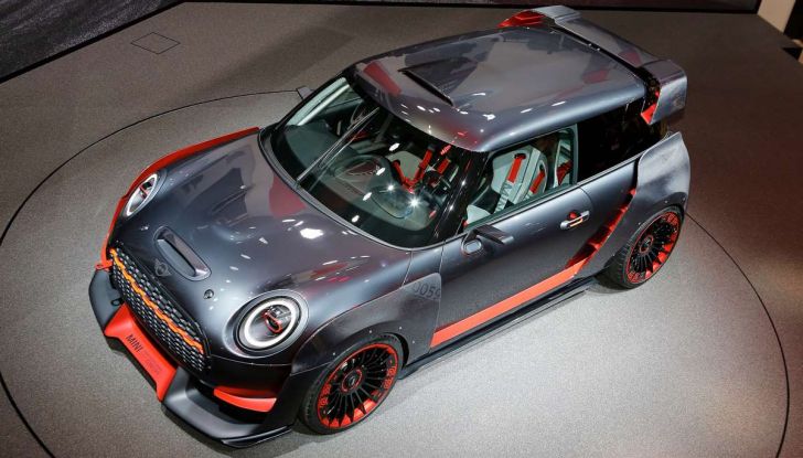 MINI John Cooper Works GP, sportiva da 300 CV - Foto 10 di 20