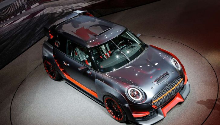 MINI John Cooper Works GP, sportiva da 300 CV - Foto 12 di 20