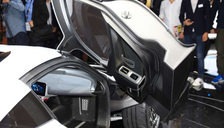 Mercedes-AMG Project ONE - Foto 20 di 35