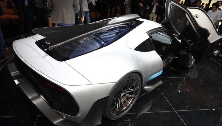 Mercedes-AMG Project ONE - Foto 22 di 35
