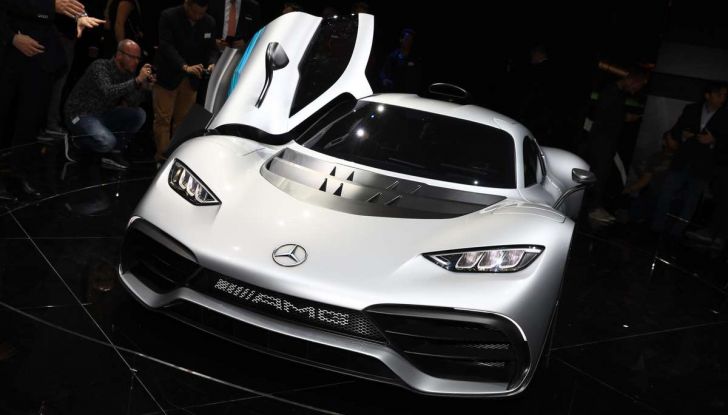 Mercedes-AMG Project ONE - Foto 15 di 35