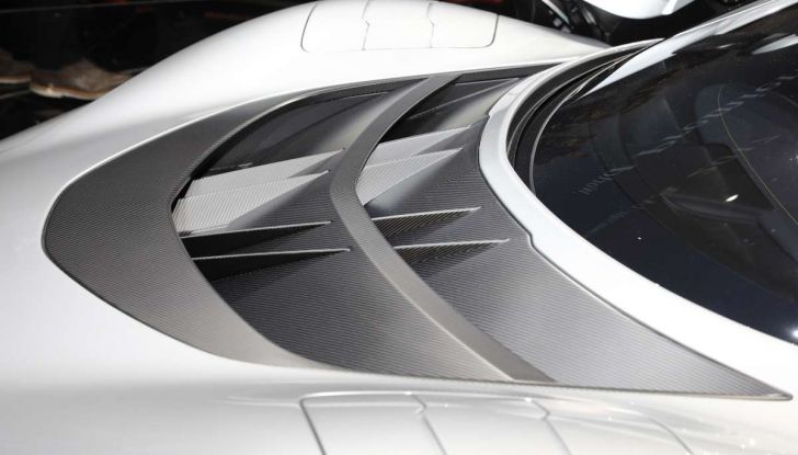 Mercedes-AMG Project ONE - Foto 11 di 35