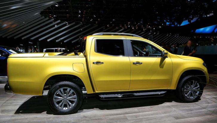 Mercedes Classe X, dettagli e informazioni del nuovo pick-up tedesco - Foto 3 di 21