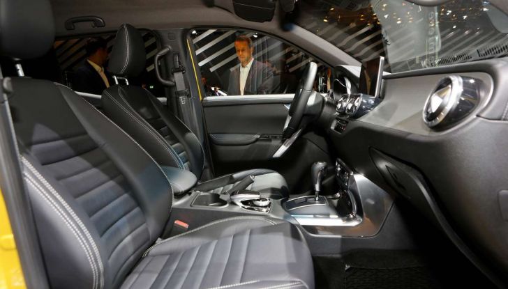 Mercedes Classe X, dettagli e informazioni del nuovo pick-up tedesco - Foto 15 di 21